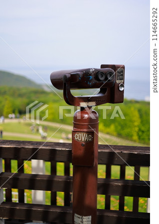 旅遊景點的雙筒望遠鏡 旅遊景點的雙筒望遠鏡 114665292