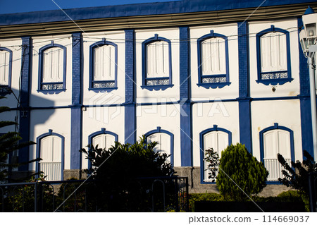 Beautiful antique building at the heritage town of Salamina located in Colombia. Beautiful antique building at the heritage town of Salamina located in Colombia. 114669037