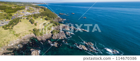 "Aomori Prefecture" Drone shot of Tanesashi Coast from the sea side in spring 114670386
