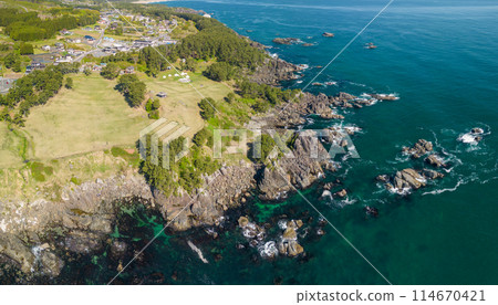 "Aomori Prefecture" Drone shot of Tanesashi Coast from the sea side in spring 114670421