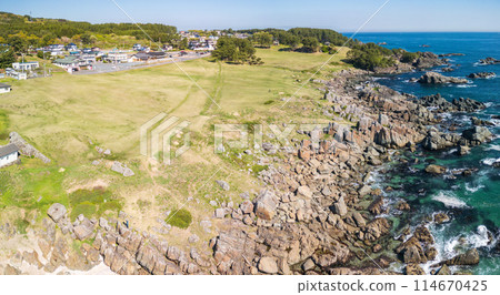 "Aomori Prefecture" Drone shot of Tanesashi Coast from the sea side in spring 114670425