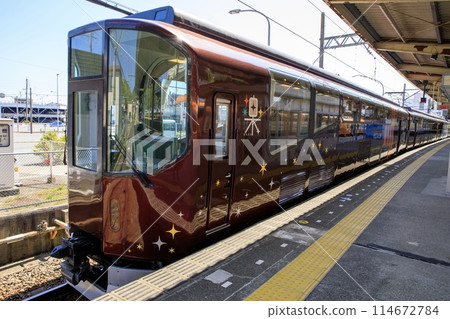 近鐵20000系列Vista Car Raku停在鳥羽站 114672784