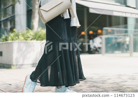 下擺透明 114673123