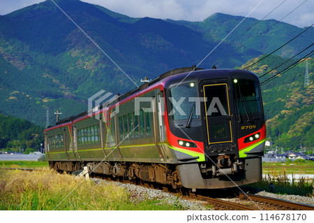 [2700系列柴油列車/腳折] 島贊線：繪裡野～戶賀野 114678170