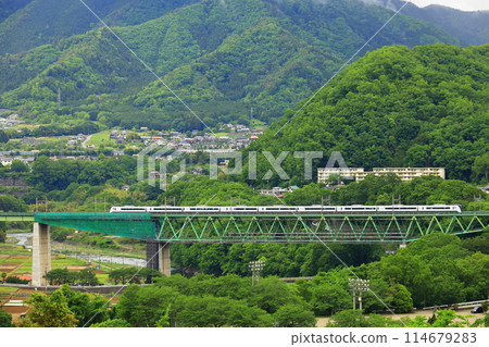 中央幹線穿越鳥澤鐵橋 114679283