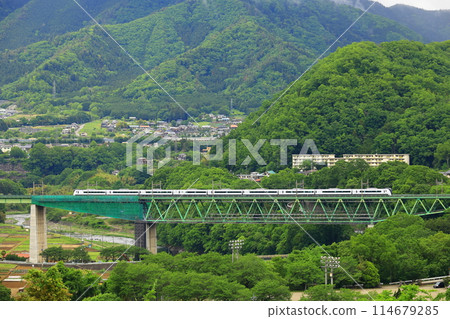 中央幹線穿越鳥澤鐵橋 114679285