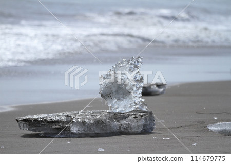 海中閃耀的冰寶石 大津海岸的珠寶冰淇淋 114679775