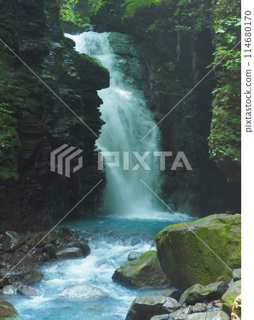 Yuhinotaki Falls in Sukkansawa 114680170