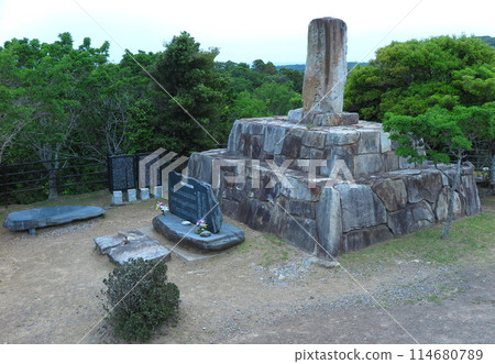 The monument to the Korean translator's martyrdom in Waniura, at the northern tip of Tsushima 114680789