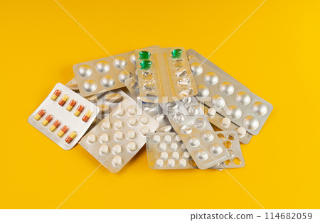Pill Blister on Color Background, Silver Medicine Capsule Package, Drugs Packaging, Pill Pack Pill Blister on Color Background, Silver Medicine Capsule Package, Drugs Packaging, Pill Pack 114682059