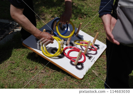 Recreational quoits for full body exercise using the body and mind Recreational quoits for full body exercise using the body and mind 114683030