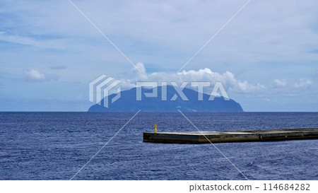 Mikura Island, Izu Islands, Tokyo, seen from Miyake Island 114684282