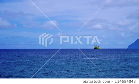 東海汽船橘丸在海上航行 東海汽船橘丸在海上航行 114684848