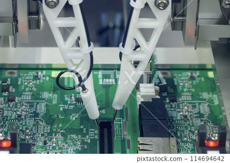 The PCB board checking process by high speed automatic robot system. The PCB board checking process by high speed automatic robot system. 114694642