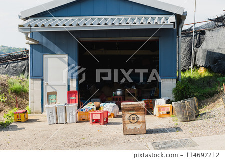 宇治的茶葉採摘和小屋 宇治的茶葉採摘和小屋 114697212