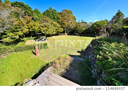 濱松市富富「二俁城」石牆與弧形環 114699357