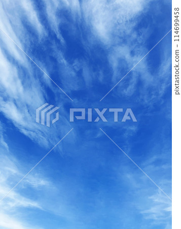Blue sky and white clouds 01 114699458