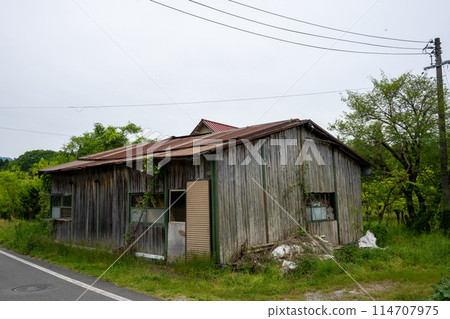 An old and very beautiful building on the Hiruzen Plateau in Okayama Prefecture, Japan 114707975