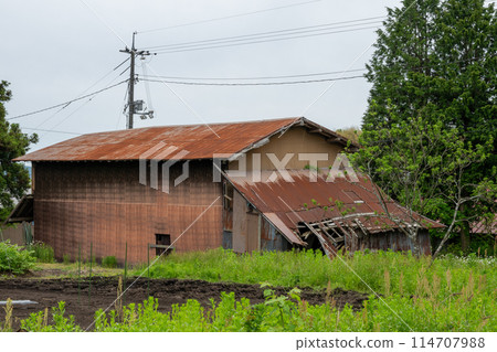 An old and very beautiful building on the Hiruzen Plateau in Okayama Prefecture, Japan An old and very beautiful building on the Hiruzen Plateau in Okayama Prefecture, Japan 114707988
