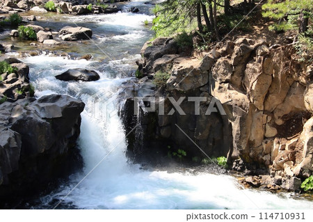 McCloud Falls California 114710931