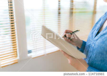 每個寫作的女人 114710981