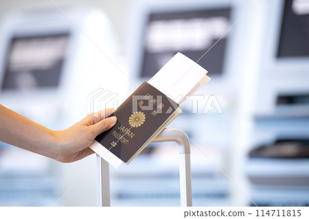 機場值機櫃檯護照 114711815