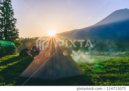 位於露營地的鑽石帳篷,可欣賞富士山美景 位於露營地的鑽石帳篷,可欣賞富士山美景 114713075