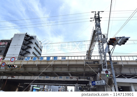 Osaka Loop Line Shin-Imamiya Station Osaka Loop Line Shin-Imamiya Station 114713901