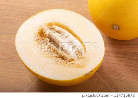 [Ibaraki Prefecture] Kinsho Melon 114716678