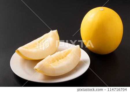 [Ibaraki Prefecture] Kinsho Melon 114716704