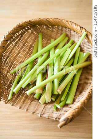 Rhubarb in a colander 114718195