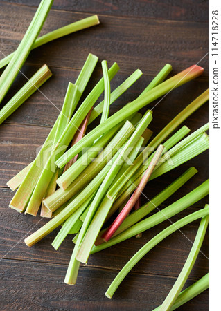 Rhubarb in a colander 114718228