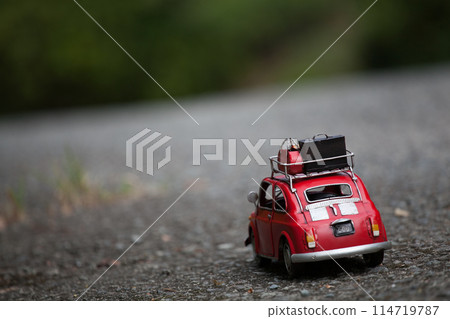 錫紅色迷你車 錫紅色迷你車 114719787