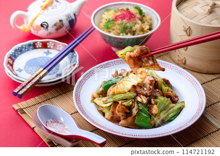 Authentic Chinese food - Twice cooked pork 114721192