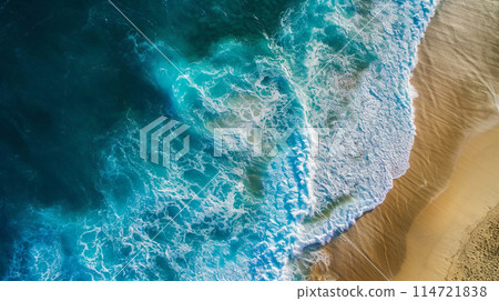 Relaxing aerial beach scene, summer vacation 114721838