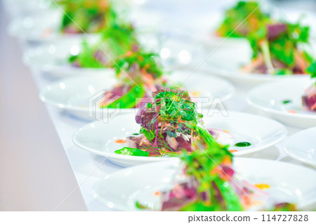 Delicious salads lined up 114727828