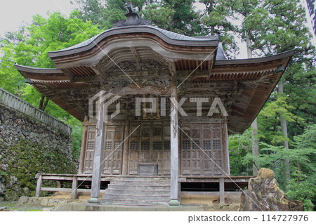 Early summer at Mount Yagikumi Kegonji Temple, 36 (Yagikumi, Ibigawa-cho, Ibi-gun, Gifu Prefecture: 33rd Kannon Pilgrimage in the Western Provinces) Early summer at Mount Yagikumi Kegonji Temple, 36 (Yagikumi, Ibigawa-cho, Ibi-gun, Gifu Prefecture: 33rd Kannon Pilgrimage in the Western Provinces) 114727976