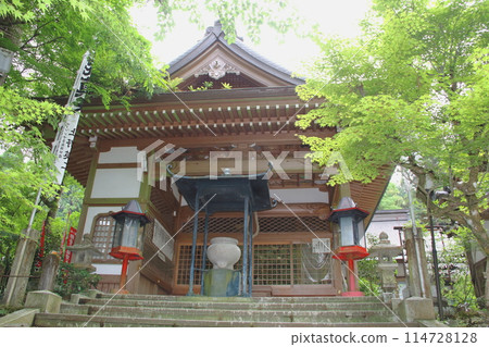 Kegonji Temple on Mount Yagikumi in early summer 26 (Yagikumi, Ibigawa-cho, Ibi-gun, Gifu Prefecture: 33rd Kannon Pilgrimage in the Western Provinces) Kegonji Temple on Mount Yagikumi in early summer 26 (Yagikumi, Ibigawa-cho, Ibi-gun, Gifu Prefecture: 33rd Kannon Pilgrimage in the Western Provinces) 114728128