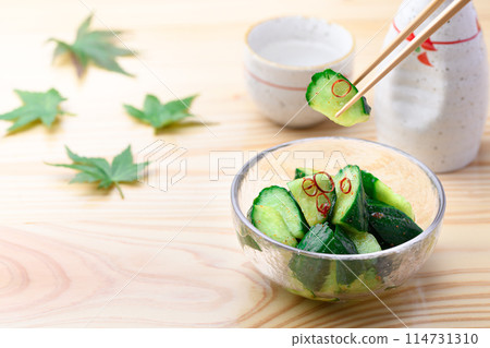 Spicy cucumber Perfect for summer Spicy addictive cucumber (lightly pickled cucumber) Spicy cucumber Perfect for summer Spicy addictive cucumber (lightly pickled cucumber) 114731310