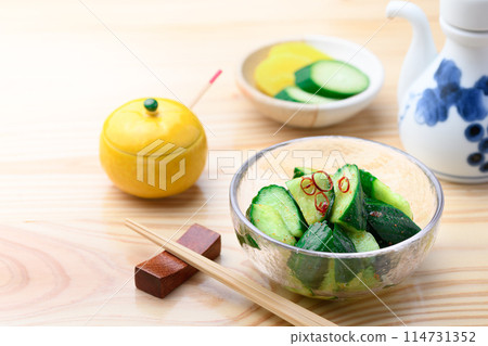 Spicy cucumber Perfect for summer Spicy addictive cucumber (lightly pickled cucumber) 114731352