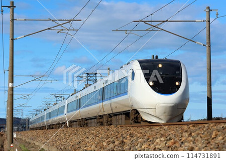 [JR西日本] 681系列「雷鳥號」（北陸本線：蘆原溫泉～丸岡） 114731891