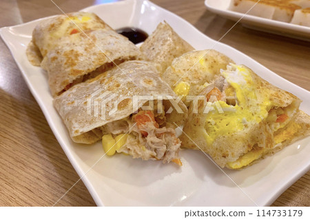 Taiwanese food, オムレツ, Korean food, コーンエッグケーキ, Taiwanese food, omelet, breakfast, corn omelet, Egg cake, Taiwanese food, オムレツ, Korean food, コーンエッグケーキ, Taiwanese food, omelet, breakfast, corn omelet, Egg cake, 114733179