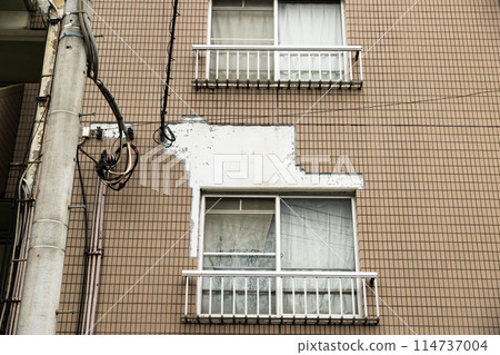 公寓外牆磁磚翻新工程 114737004