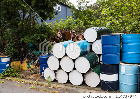 Industrial waste storage 114737974