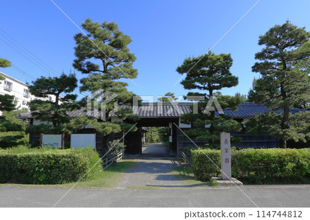 和歌山市國家指定文化遺產大名庭園陽水園正門 114744812