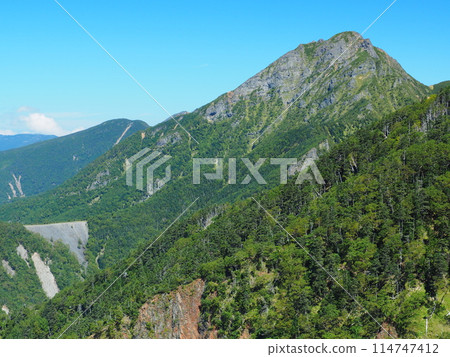 從八嶽、權現山眺望阿彌陀山 從八嶽、權現山眺望阿彌陀山 114747412