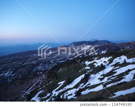 Mount Kusatsu-Shirane before sunrise 2 114749195