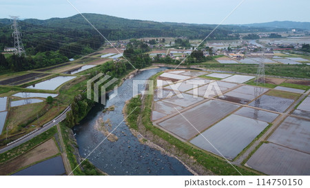 旭日從粟嶽山（海拔420m）升起 114750150