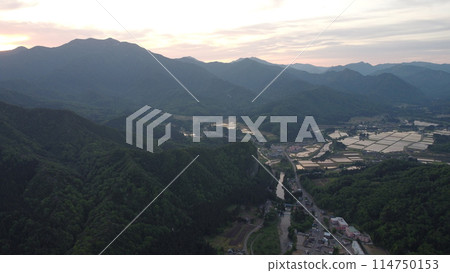 旭日從粟嶽山（海拔420m）升起 114750153