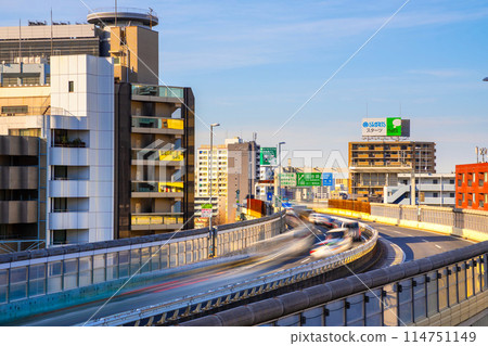 Metropolitan Expressway 114751149